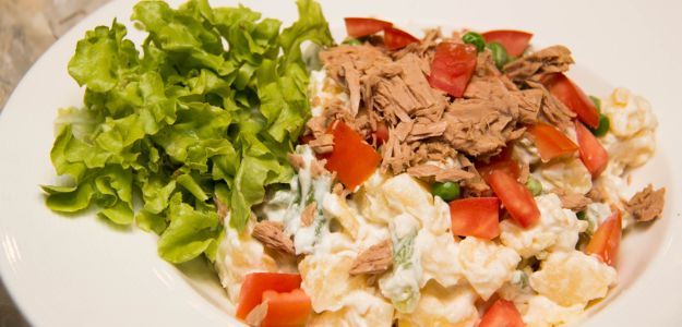 Atún con Ensalada de Papa