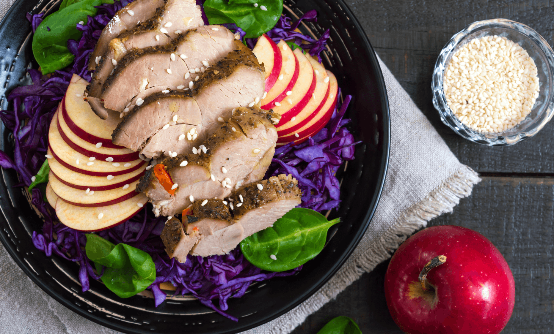 89 Ensalada de Col y Manzana con Asado de Pavo.png