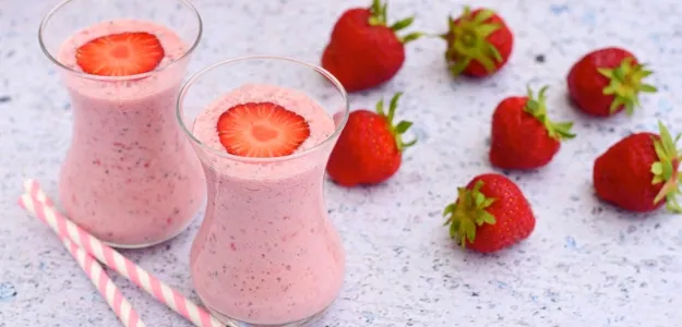 Batido de Fresas, Maní y Yogurt