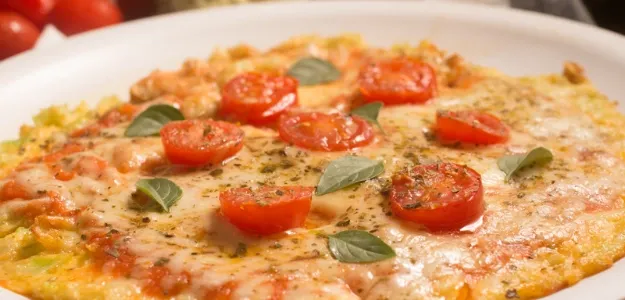 Pizza Napolitana con Base de Coliflor