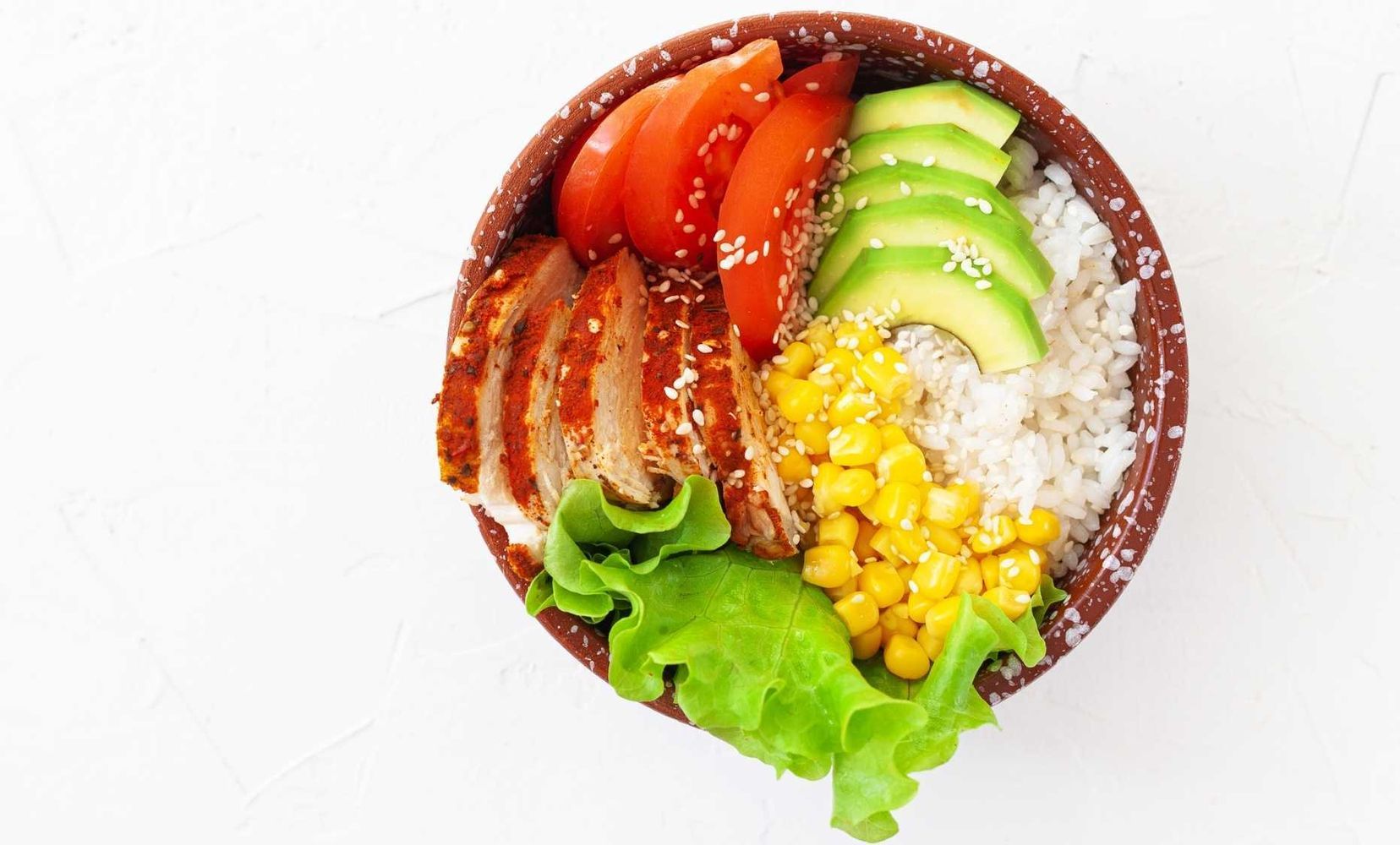 Pollo con Arroz, Choclo, Palta y Tomate.jpeg
