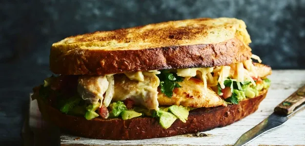Sándwich ricos en proteína caseros