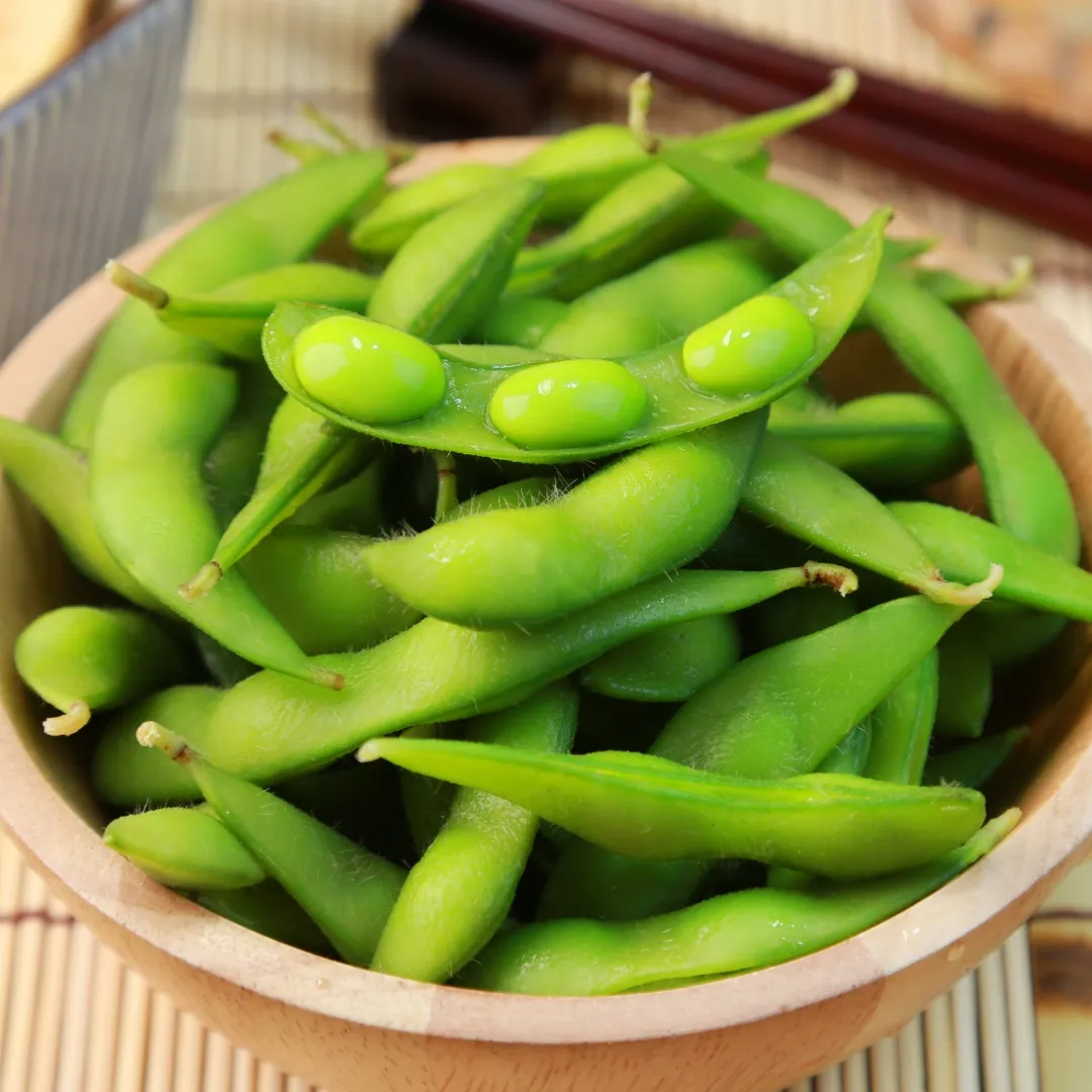 Edamame, 11.9 g de proteína por 100 g