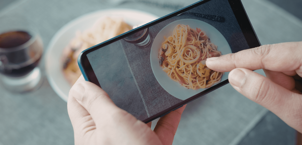 The 8 Best Apps for Tracking Daily Calorie Intake in 2026, Reviewed by a Licensed Nutritionist