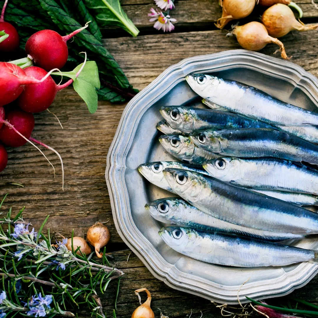 Sardinas frescas, 23.4 g de proteína por 100 g